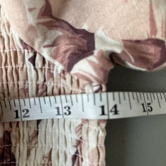 NWT HOUSE OF HARLOW 1960 SMOCKED OFF THE SHOULDER LINEN FLORAL MIDI DRESS - Picture 8 of 10